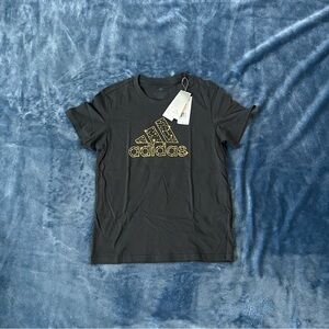 Adidas shirt size s